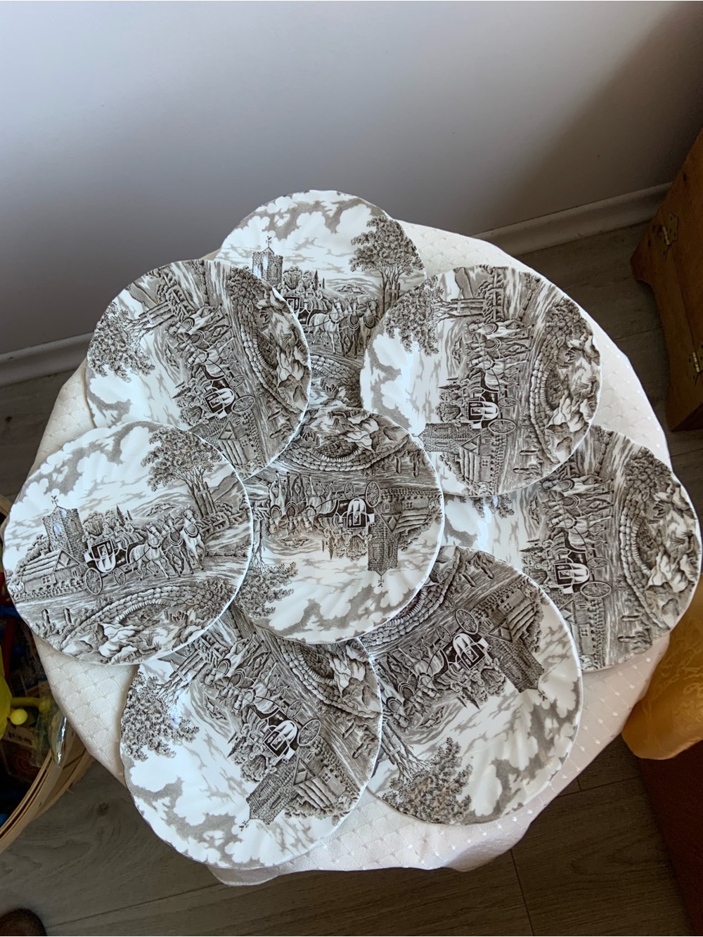 Scenic Brown and White Stafforshire Plate Set - Home Dining - 8 pieces